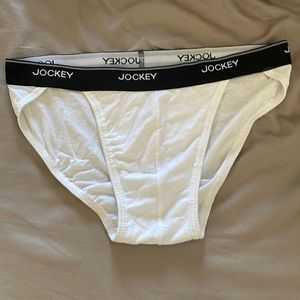 Brand new. Feel free to reach out by bundling with questions.